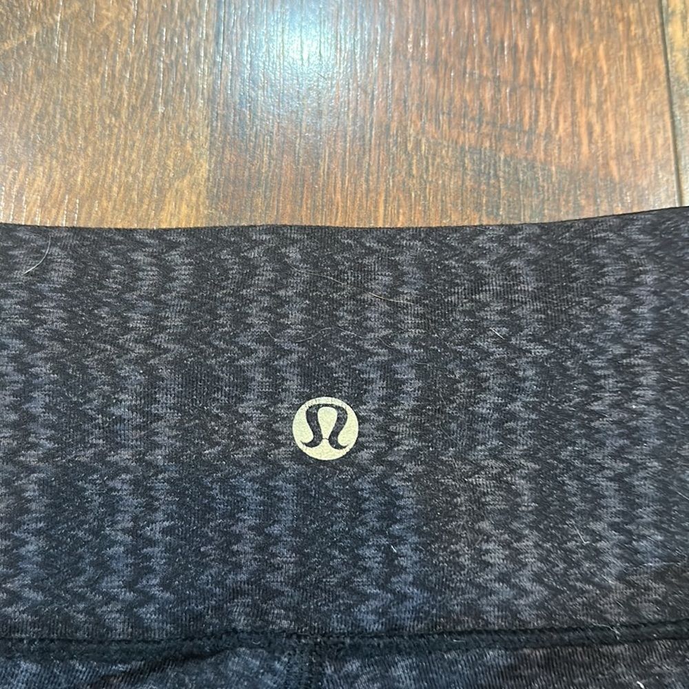 Lululemon leggings 6 (2000A) - Picture 4 of 4